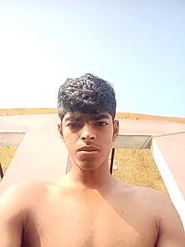 Snapshot of monster_33 chatting on October 27, 2025, 4:05 am monster 33 online show from October 27, 2025, 4:05 am