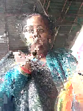 Pooja750 online show from October 31, 2025, 2:45 am