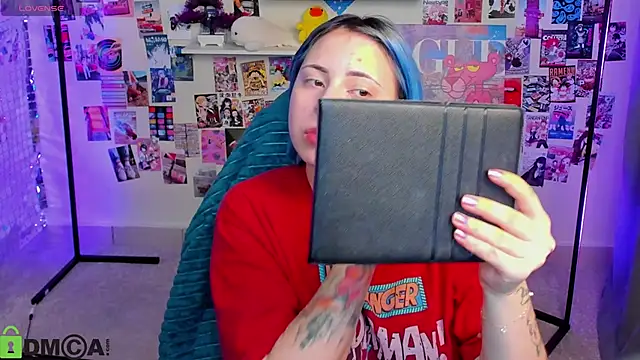 Penny Stanley online show from November 20, 2025, 2:34 am