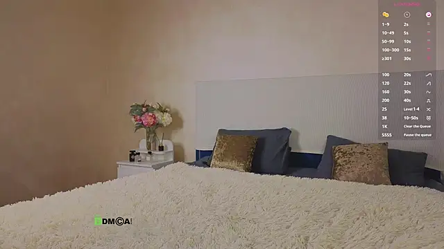  sophielov online show from December 16, 2025, 11:37 am