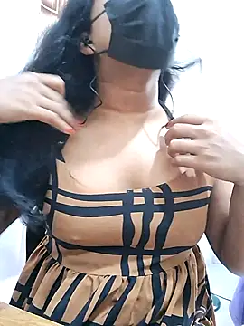 BeautyGirl sara online show from December 21, 2025, 5:25 am