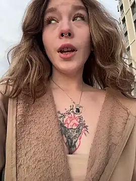 Mimiumuy online show from April 14, 2026, 3:51 pm