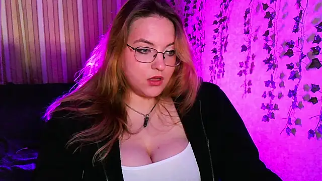 ZayaRush online show from September 25, 2025, 10:19 am