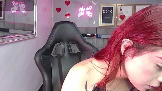 Red Bunny v online show from April 6, 2026, 1:12 pm