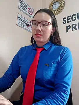 Hannah-colx online show from October 28, 2025, 3:36 pm