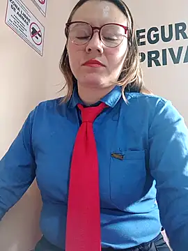 Hannah-colx online show from February 2, 2026, 3:33 pm