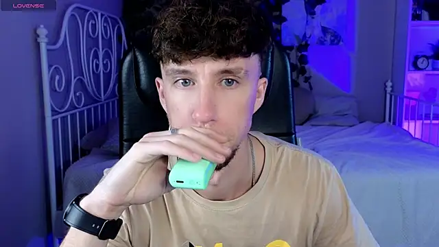 mark caron online show from September 14, 2025, 3:16 am