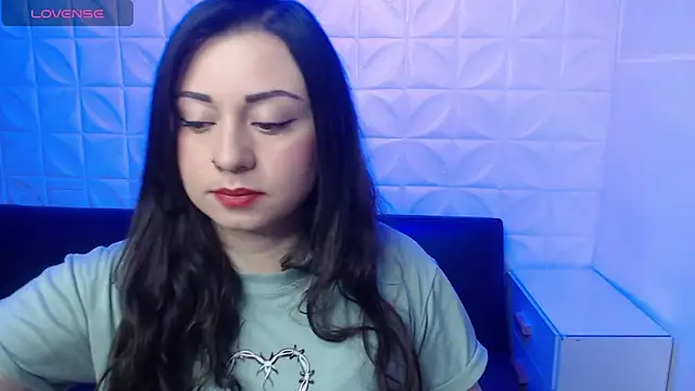 Eva Roussell online show from September 18, 2025, 2:19 pm