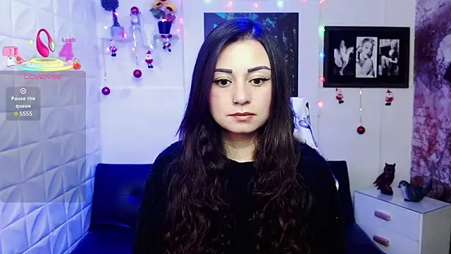 Eva Roussell online show from December 16, 2025, 3:39 pm