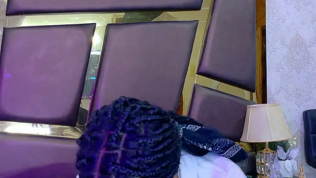 EmilieLake online show from March 12, 2026, 7:42 pm