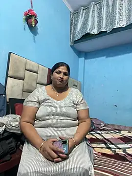 hotymarry online show from May 25, 2026, 7:58 am