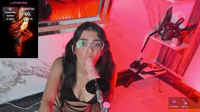 Violet sl4ve online show from November 8, 2025, 8:51 pm