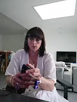 jenny5962 online show from June 2, 2026, 11:23 am