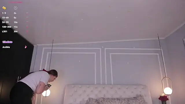 sakura Gomez online show from April 9, 2026, 7:19 pm