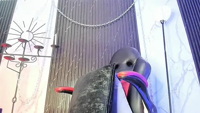 Tatis   online show from November 24, 2025, 7:35 pm