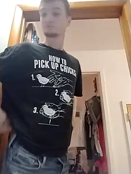 jizzyglizzy92 online show from September 29, 2025, 3:39 pm