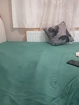 gamzeyak online show from February 24, 2026, 1:03 am