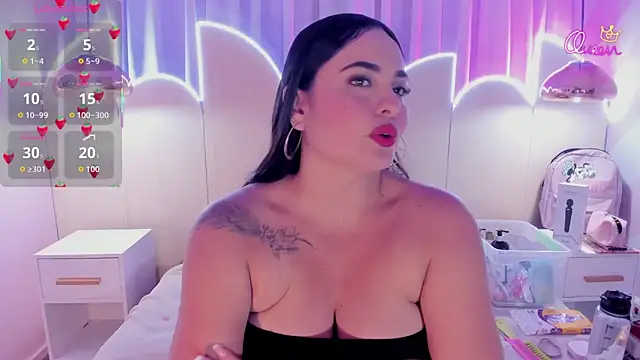 sofiiacarson online show from February 16, 2026, 7:43 pm