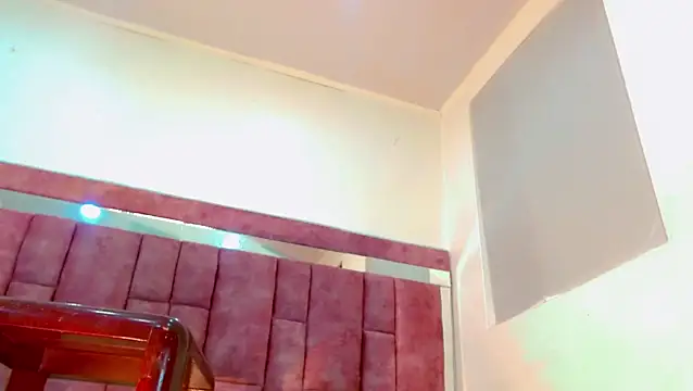 AnntonellaHott online show from September 28, 2025, 1:55 am