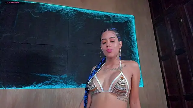 ScarlettSinclaiir online show from September 18, 2025, 4:09 pm