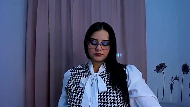 Snapshot of val_ferrer chatting on September 12, 2025, 2:55 am val ferrer online show from September 12, 2025, 2:55 am