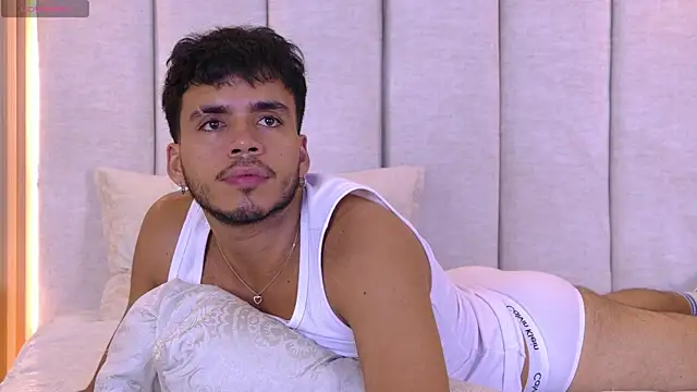 AlexanderJordan online show from October 17, 2025, 10:23 pm