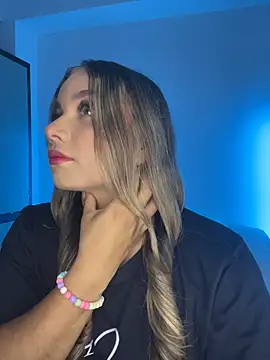 AnnyLopezzz  online show from October 16, 2025, 4:57 am