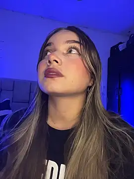 AnnyLopezzz  online show from February 26, 2026, 6:34 am