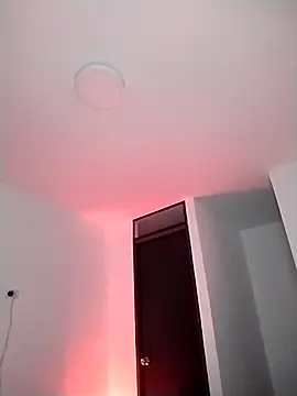  paulaaa online show from November 6, 2025, 11:59 pm