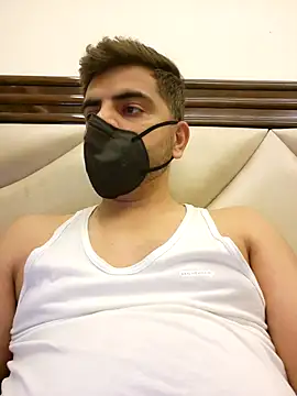 LoveGuruRA online show from September 26, 2025, 9:08 pm