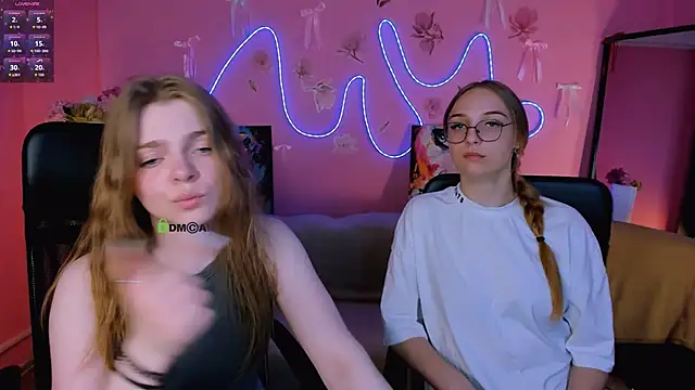 Snapshot of veronica_bubble chatting on June 7, 2026, 7:39 pm veronica bubble online show from June 7, 2026, 7:39 pm