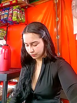 Sol Sunny online show from April 11, 2026, 8:35 pm