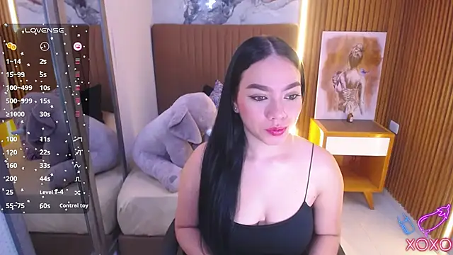 MOLLYSPENCER1 online show from September 25, 2025, 12:20 pm