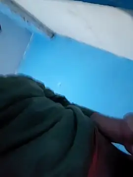 Exotic19cm online show from October 19, 2025, 1:12 pm