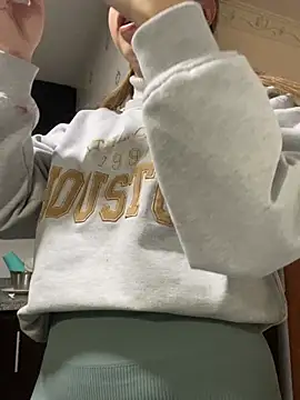 mia skys online show from January 10, 2026, 1:35 pm