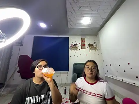 Lucyheart  online show from March 8, 2026, 3:32 am