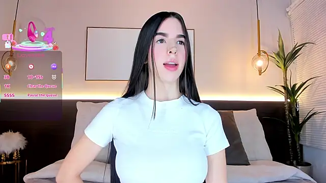 SolAvelar online show from January 11, 2026, 3:11 am