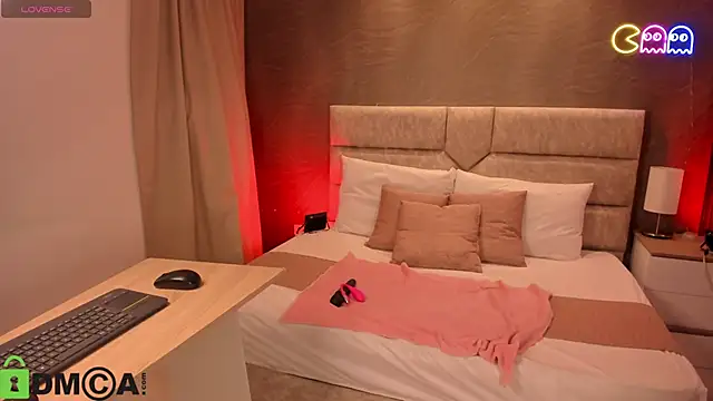 sweetrose 01 online show from February 25, 2026, 12:48 pm