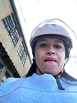 -Mia1 online show from January 19, 2026, 11:58 am