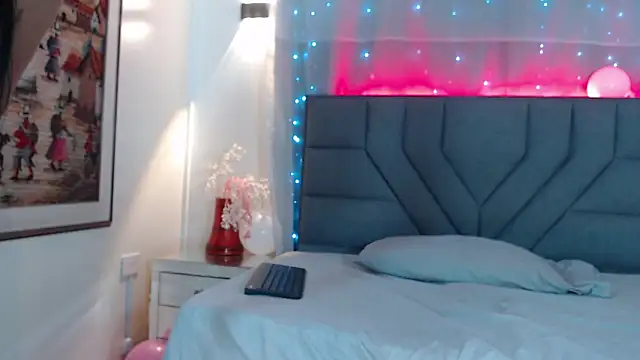 emma ayala online show from September 11, 2025, 7:14 pm