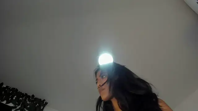 babilett online show from March 24, 2026, 8:47 pm