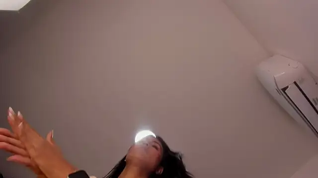 babilett online show from April 14, 2026, 8:48 pm