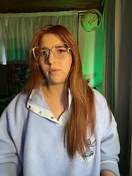 CoraVibes online show from February 5, 2026, 12:21 pm