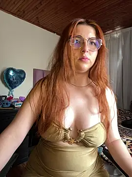 CoraVibes online show from March 6, 2026, 12:45 pm