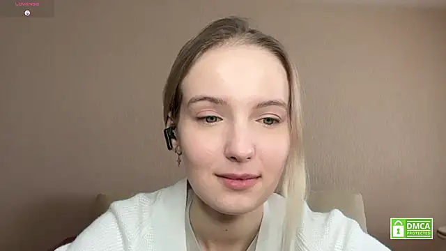 HongTomczak online show from February 22, 2026, 7:51 am