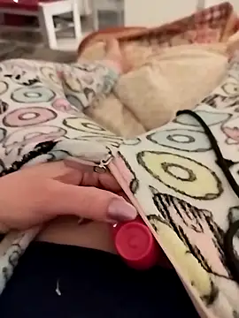 TaraWild online show from February 7, 2026, 12:36 am