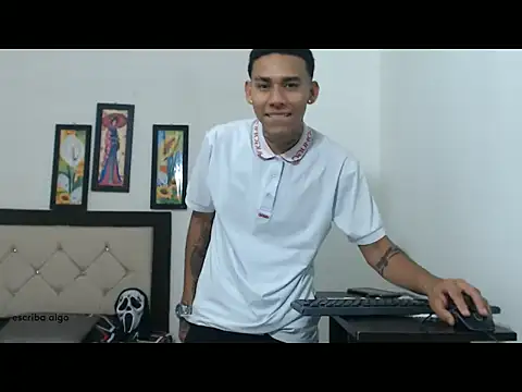 sebasbight online show from November 3, 2025, 10:10 pm