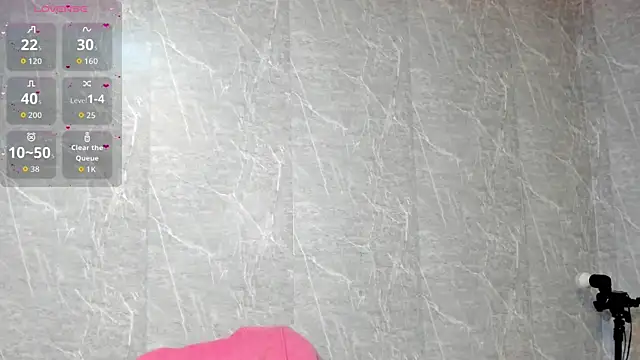 Sophi Thaylorr online show from October 27, 2025, 1:37 pm