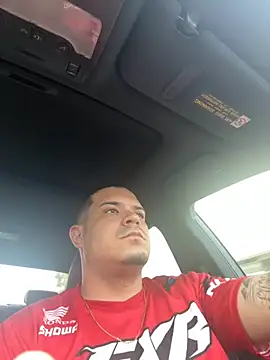 YadielPublic online show from September 10, 2025, 6:52 pm