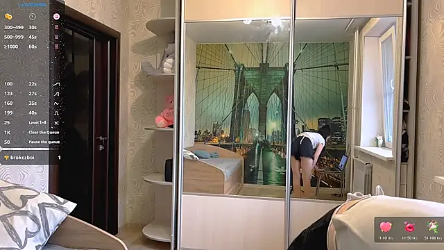 TianaWidell online show from October 29, 2025, 3:31 am